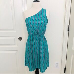 Francesca’s Everly Bird Print One Shoulder Dress